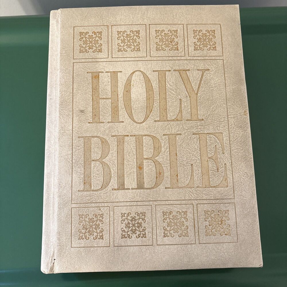 Holy Bible New American Bible Catholic Home Edition 1971 Large Family Bible